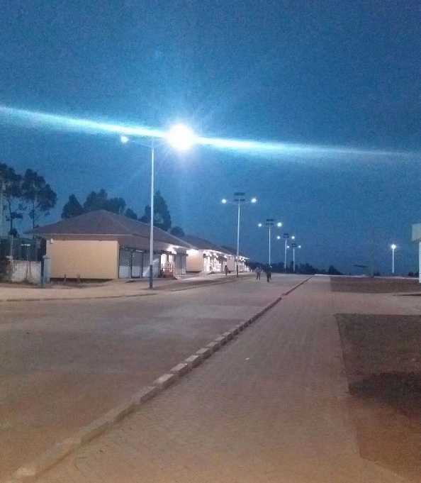 宁江区非洲科特迪瓦太阳能路灯工程